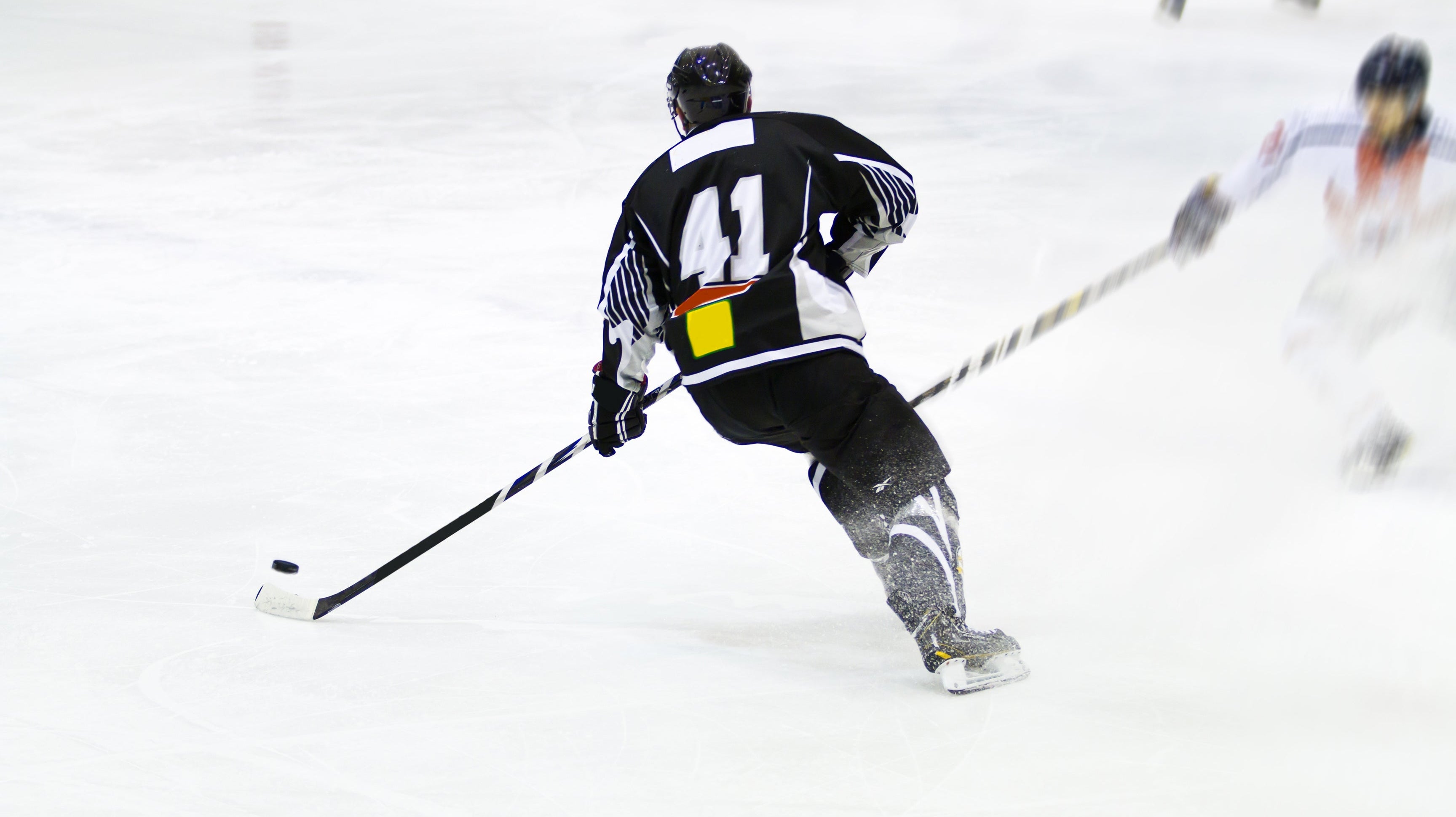 Elite player stickhandling