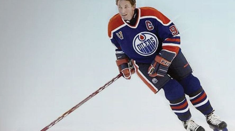 Wayne Gretzky quote on what makes a good hockey player.