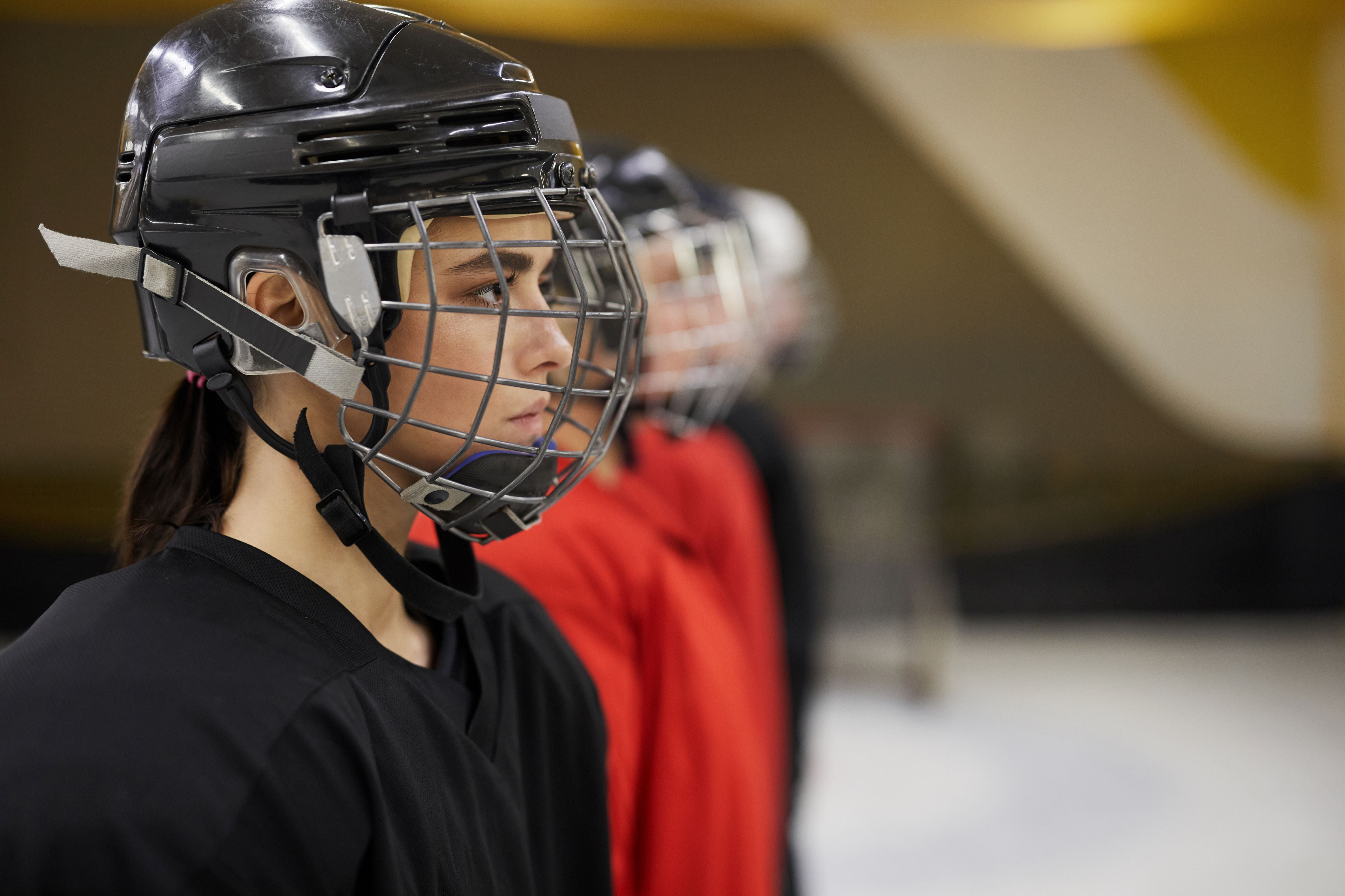 Women's hockey captain focused at practice