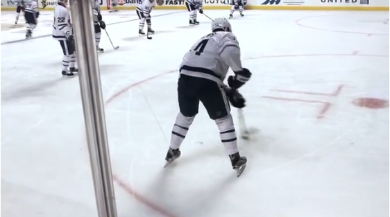 elite player stickhandling before game